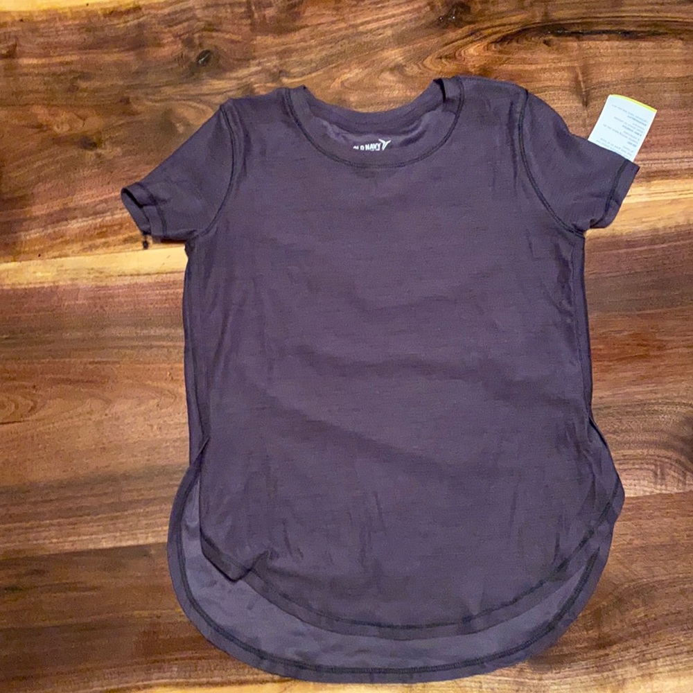 Old navy size 6/7 bnwt black shirt